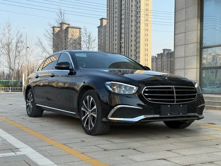 Mercedes-Benz E-Class New Energy 2022 E 350 e L Plug-in Hybrid Sedan