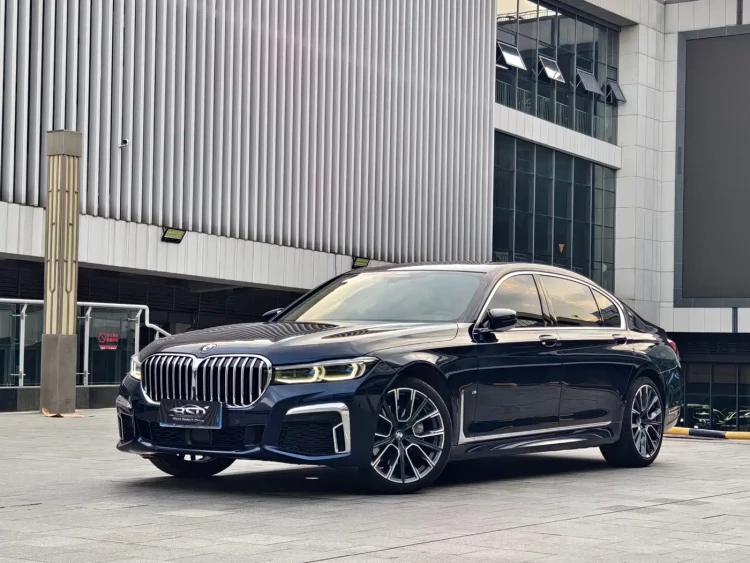 BMW 7 Series 2021 Model 740Li xDrive Executive M Sport Package