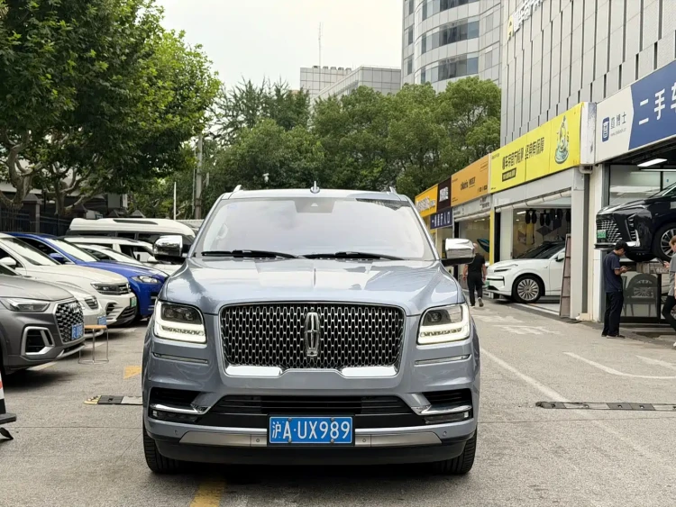 Lincoln Navigator 2019 3.5T Presidential Series China VI