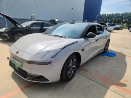 Lynk & Co 10 EM-P 2025 Facelift 240 AWD Ultra