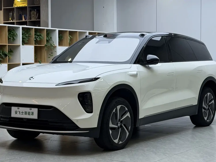 NIO ES8 2023 75kWh
