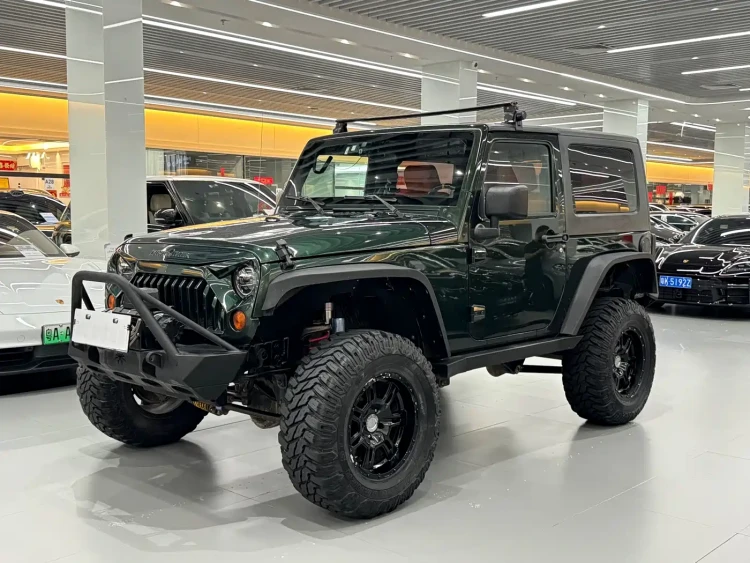 Jeep Wrangler 2011 3.8L Rubicon 2-Door