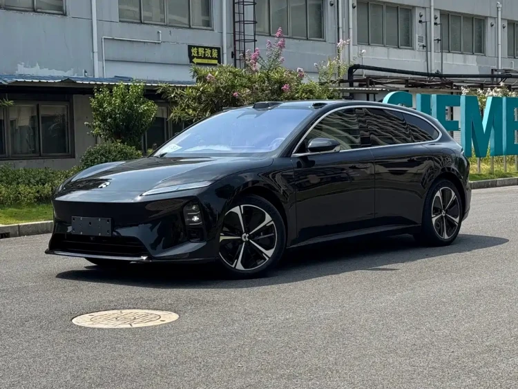 NIO ET5T 2025 75kWh Touring