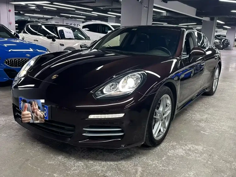 Porsche Panamera 2014 Panamera 4 3.0T