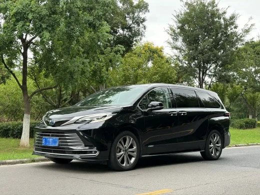 Toyota Sienna 2024 2.5L Hybrid Premium Edition