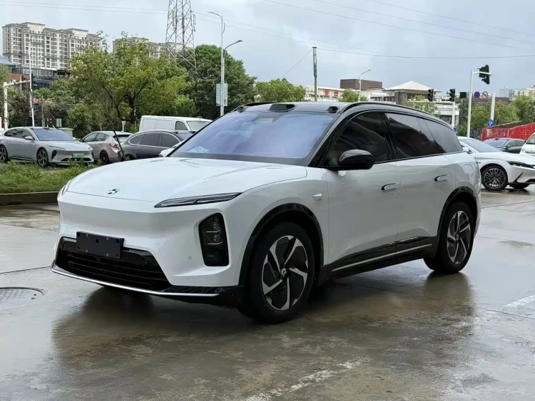 NIO ES6