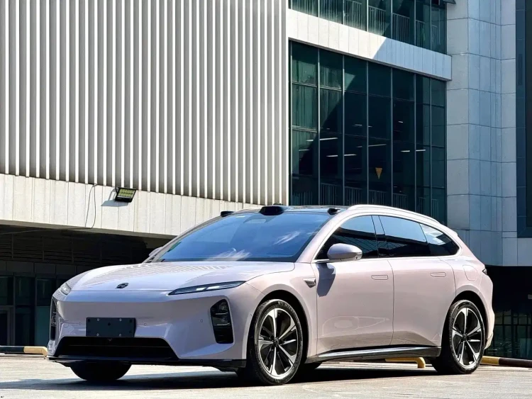 NIO ET5T 2025 75kWh Touring