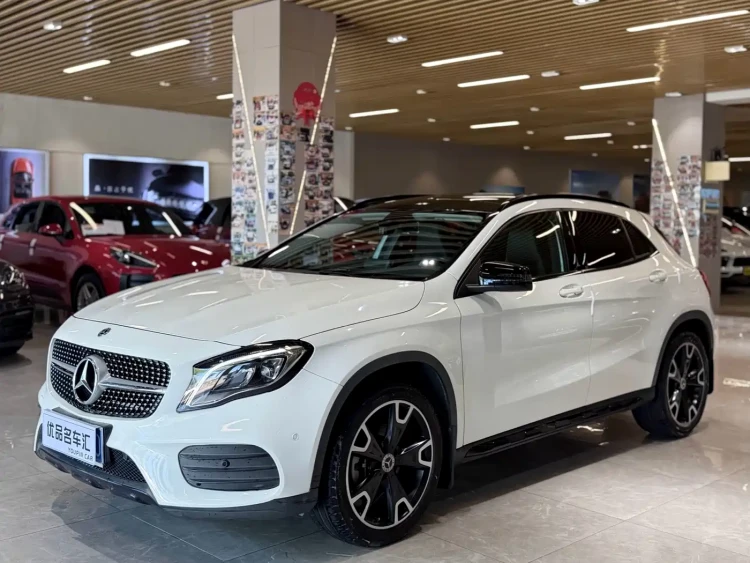 Mercedes-Benz GLA 2019 GLA 220 4MATIC Sport