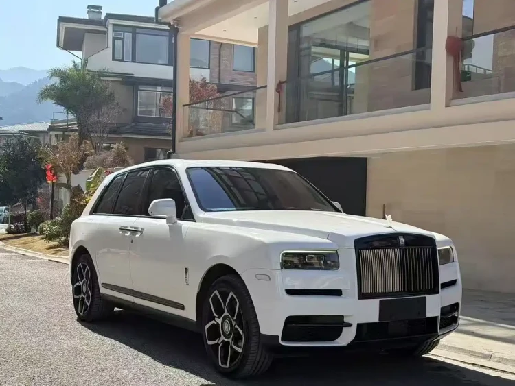 Rolls-Royce Cullinan 2018 4-Seater Version