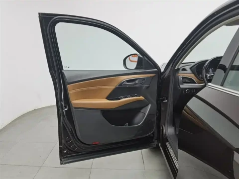 Borgward BX7 2018.03 93200 км
