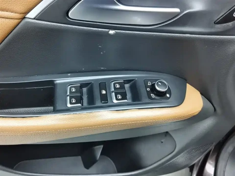 Borgward BX7 2018.03 93200 км