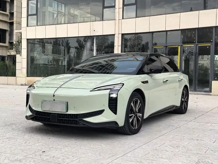 Hongqi EH7 2024 Model 820 Pro
