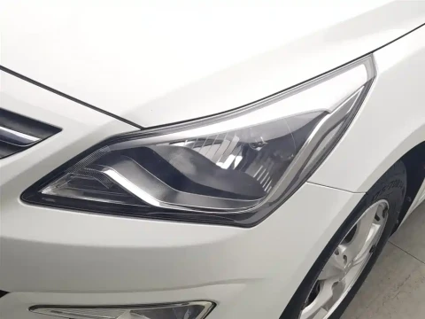 Hyundai Verna 2014 1.4L Automatic Smart GLS