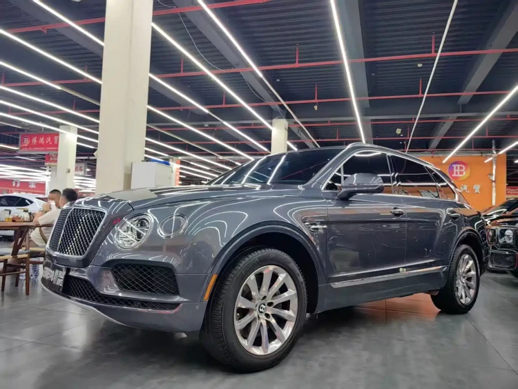 Bentley Bentayga 2018 4.0T V8