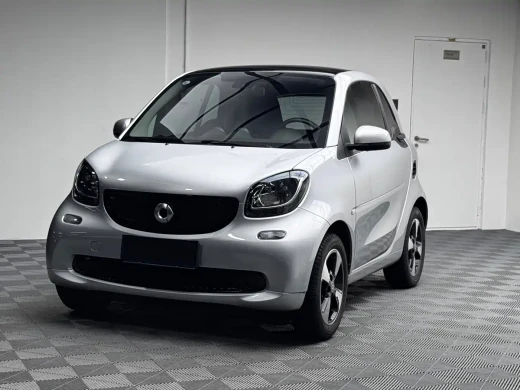 smart fortwo 2018 1.0L 52kW Hardtop Passion Edition China V