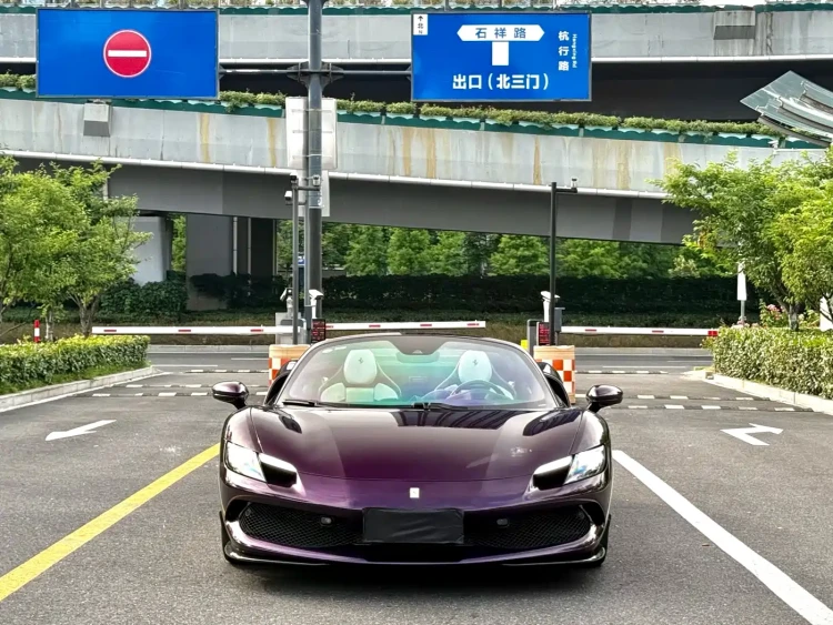 Ferrari 296 2022 3.0T V6 GTS
