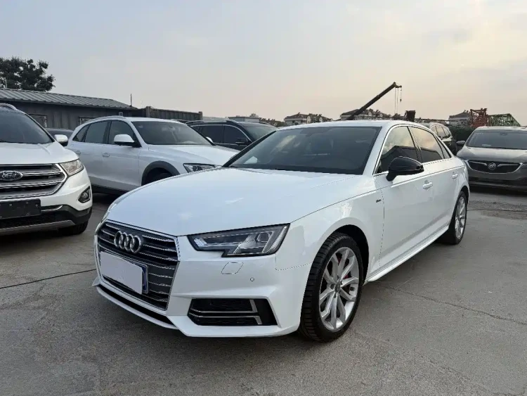 Audi A4L 2018 30th Anniversary 45 TFSI quattro Personality Sport