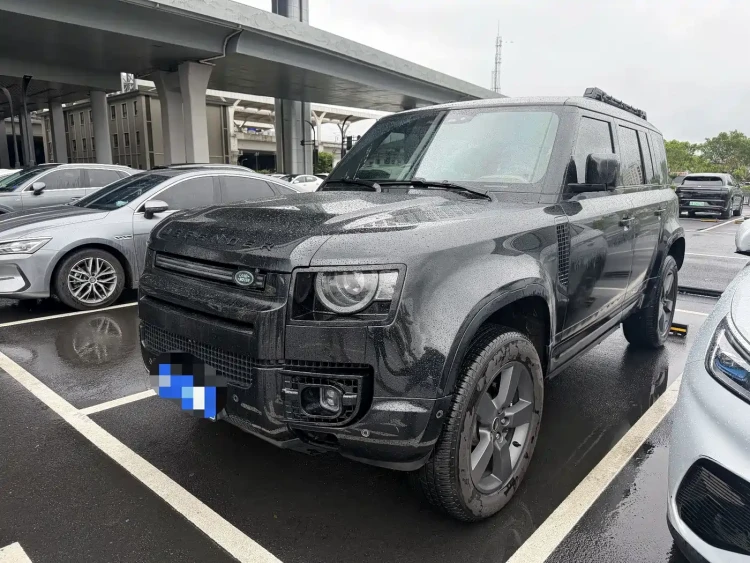 Land Rover Defender 2025 110 3.0T P400 -Dynamic HSE