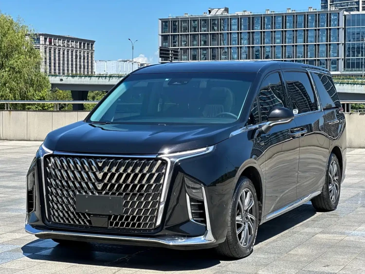 SAIC Maxus Maxus G90 2022 2.0T Interstellar 7-seater