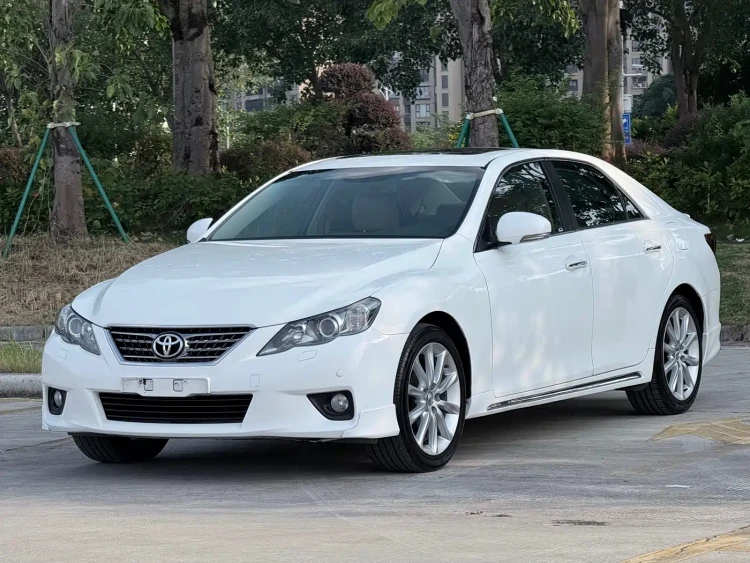 Toyota Reiz 2010 2.5V Style Elite Edition