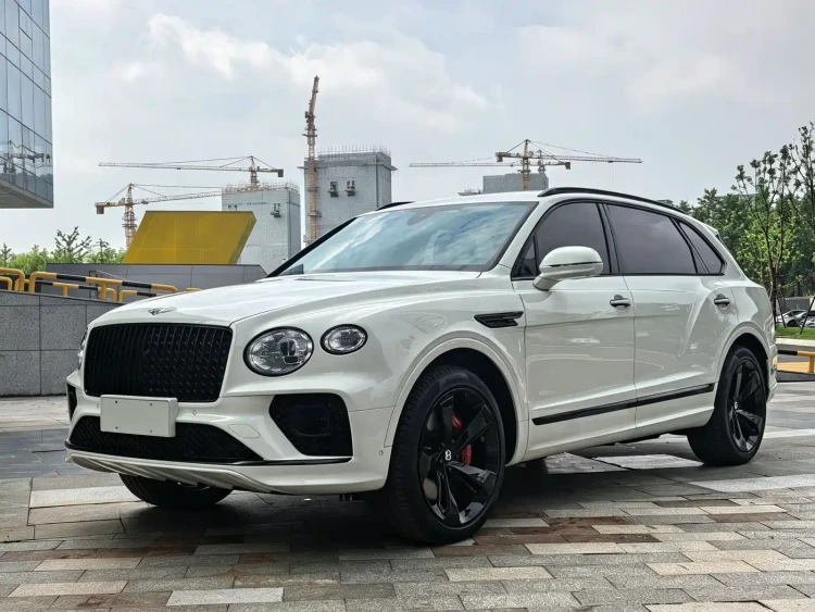 Bentley Bentayga 2023 4.0T V8 Long Wheelbase Version