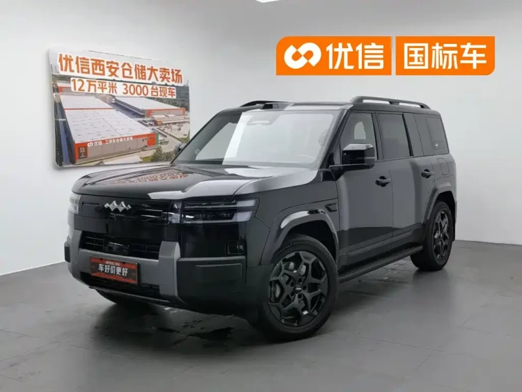 Fang Cheng Bao Titanium 7 2025 AWD Base Model