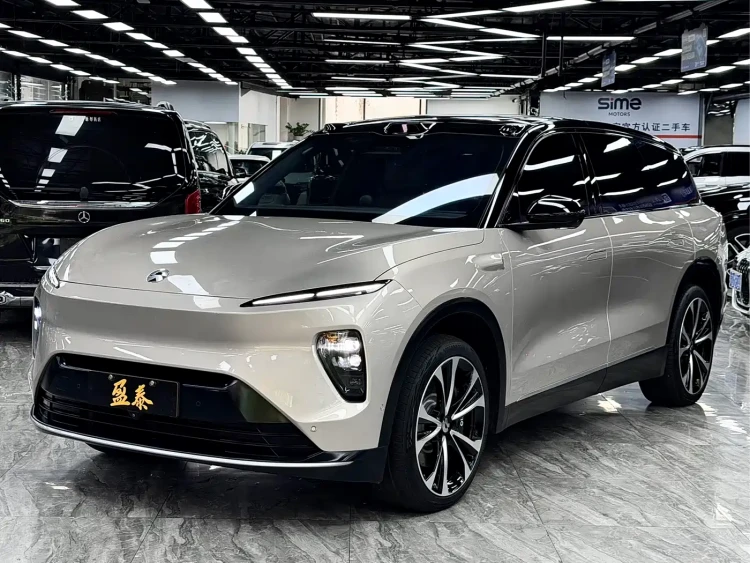 NIO ES8 2023 100kWh Signature Edition