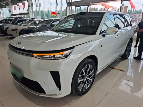GAC Trumpchi Trumpchi Vision S9 2025 1.5T Hybrid Premium