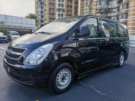 Hyundai H-1 Grand Starex 2011 2.4L Comfort Edition