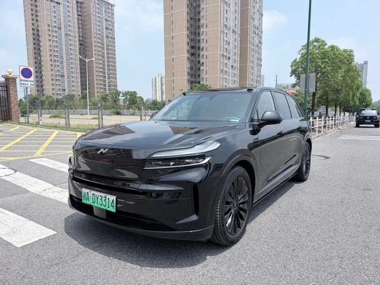 Ledao L90 2025 AWD Base Model