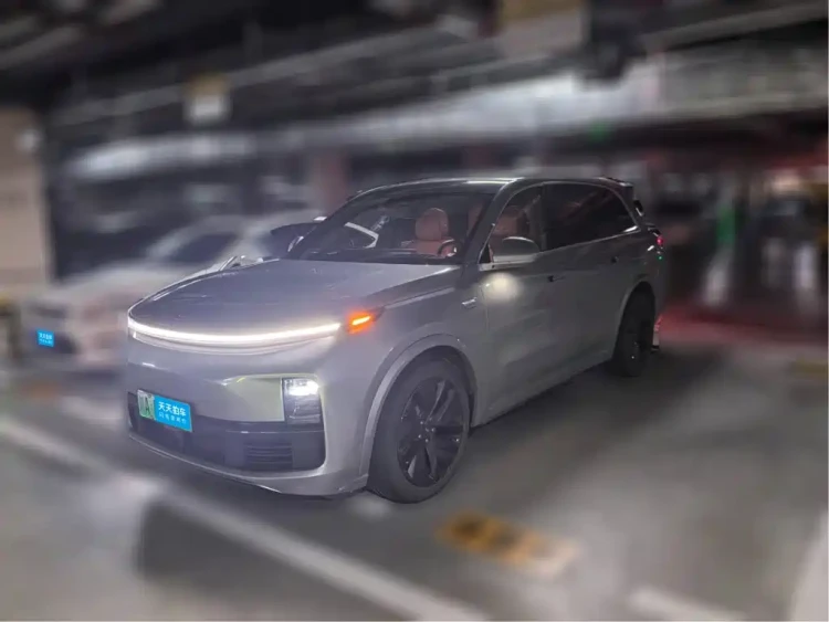 Li Auto Li L8 2023 Pro