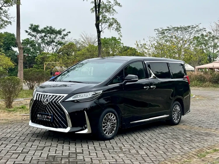Toyota Alphard 2018 3.5L Luxury