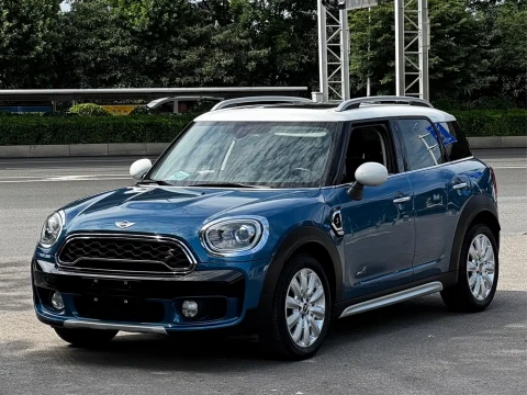 MINI COUNTRYMAN 2017 2.0T COOPER S ALL4 Explorer