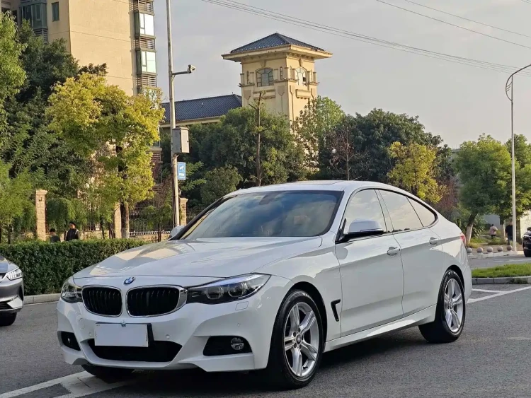 BMW 3 Series GT 2017 330i xDrive M Sport