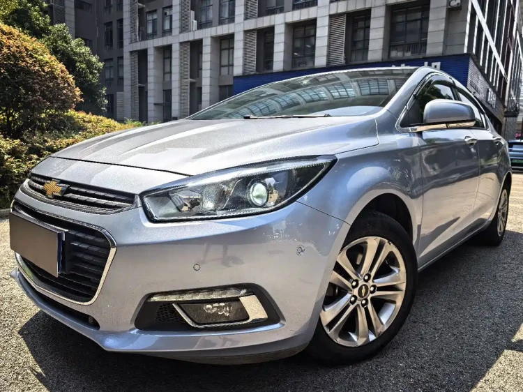 Chevrolet Cruze 2015 1.4T DCG Flagship