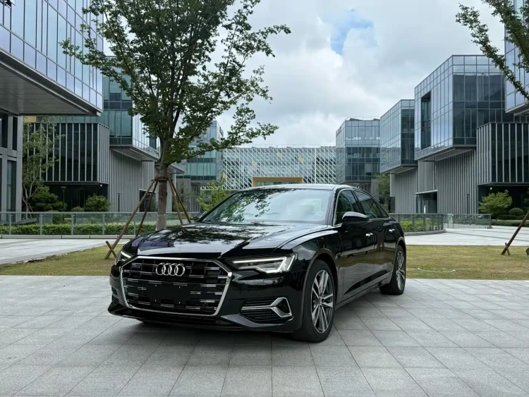 Audi A6L 2023 Facelift 40 TFSI Luxury Elegance