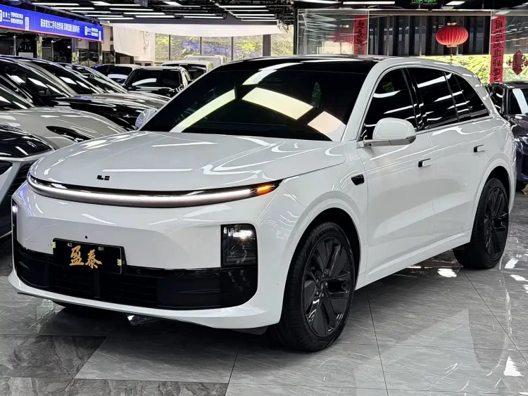 Li Auto L6 2024 Pro
