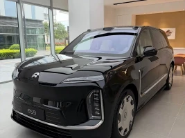 NIO ES9