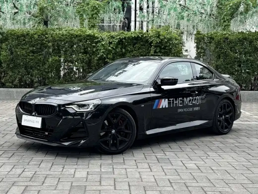 BMW M240i 2025 M240i xDrive
