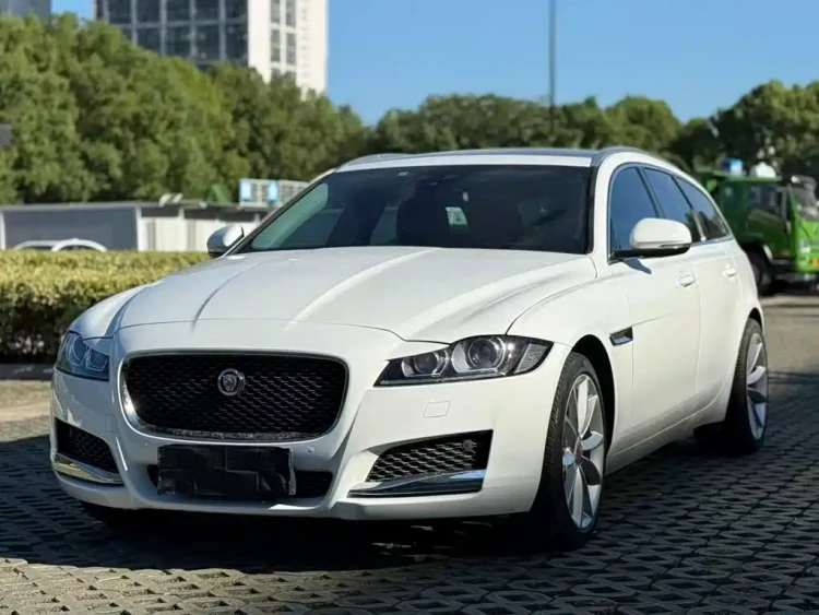 Jaguar XF 2018 XF Sportbrake 2.0T 250PS 2WD Elegance Edition