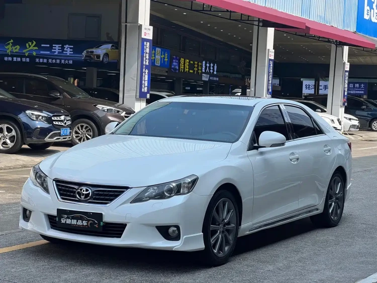 Toyota Reiz 2012 2.5V Grace Elite Styling Edition