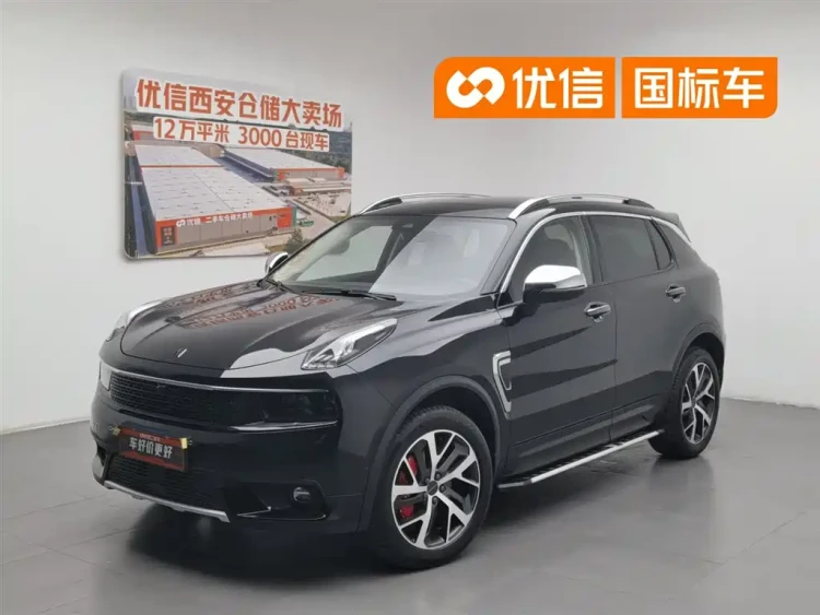 Lynk & Co 01 2017 2.0T AWD Pro