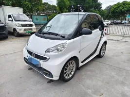 smart fortwo 2013 1.0 MHD Hardtop Urban Ranger Special Edition