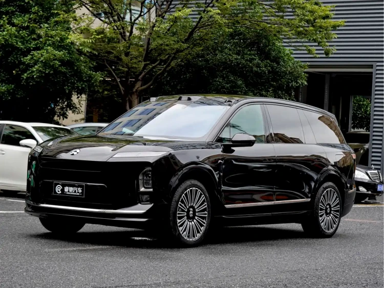 NIO ES8 2025 Model 6-Seat Executive Luxury Edition