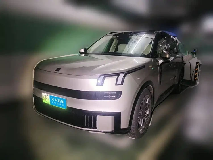 Lynk & Co 900 2025 2.0T Ultra