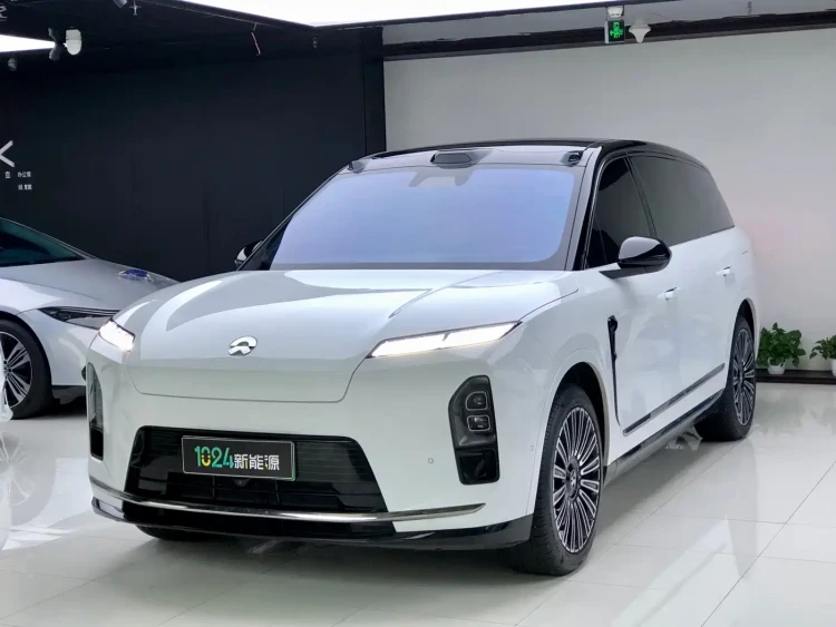 NIO ES8 2025 Model 6-Seat Executive Luxury Edition