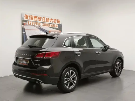 Borgward BX7 2016.04 92100 км