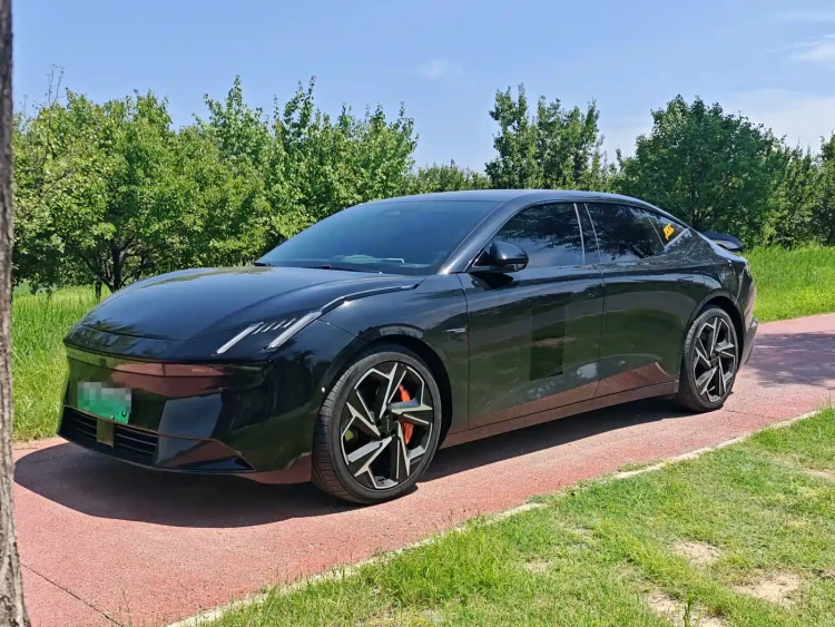 Lynk & Co Z10 2025 95kWh 702km 4WD Halo