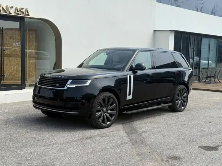 Land Rover Range Rover 2025 3.0 L6 400PS Genesis Extended Wheelbase