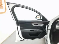 Jaguar XFL 2017.09 135400 км